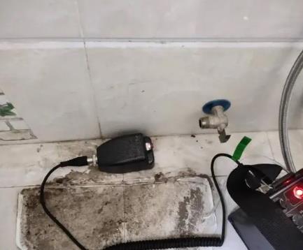 措美屋顶漏水维修公司分享下卫生间漏水的危害及解决方法